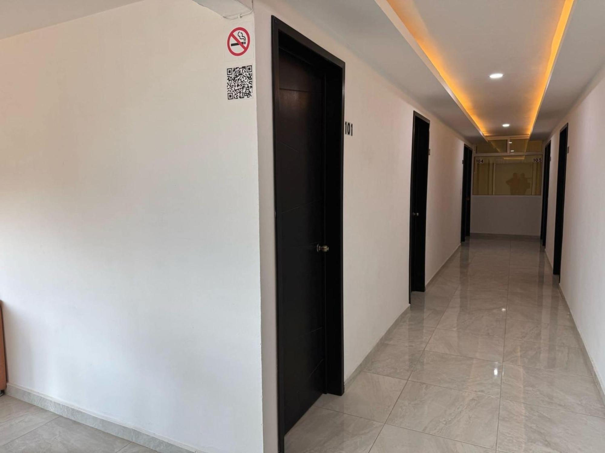 צ'ולולה Oyo Hotel Familiar Tollan מראה חיצוני תמונה